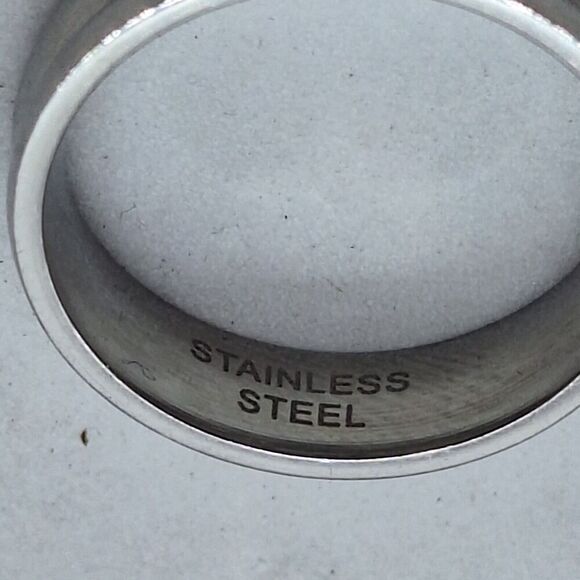 Stainless Steel Round Cz Ring Size 9 Silvertone Wedding‎ Engagement Marriage - Picture 9 of 9